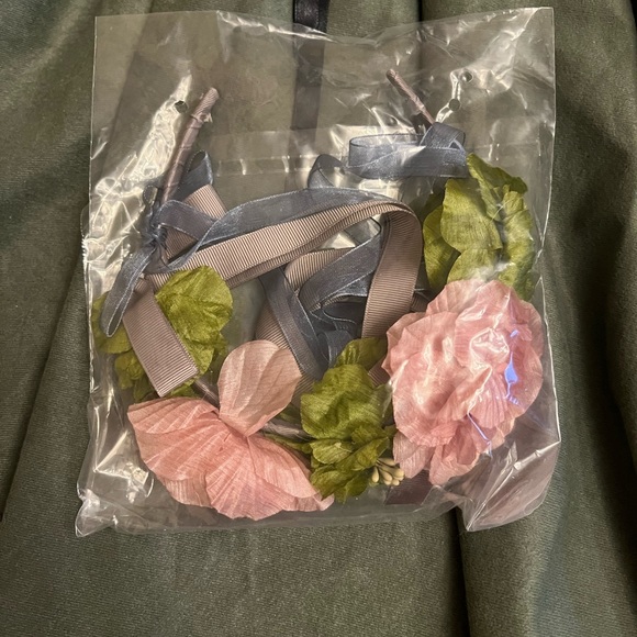 NEW IN BAG Halloween Costume Medieval Maiden Size Small - Picture 7 of 16